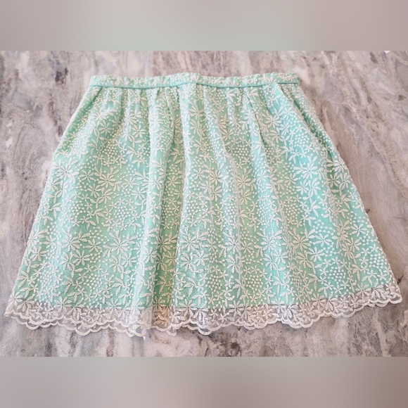 Zara Basic Mint Green Embroidered Floral Skirt Size M Scalloped Hem - Picture 1 of 7